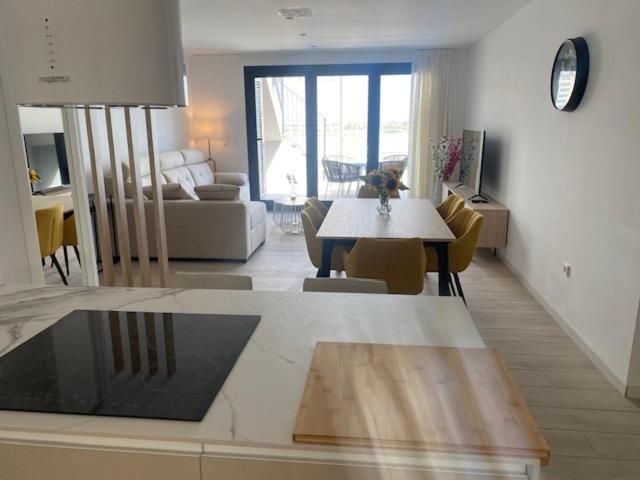 Santa Rosalia Lake & Life Resort Jacuzzi Penthouse Golf Los Alcázares Buitenkant foto